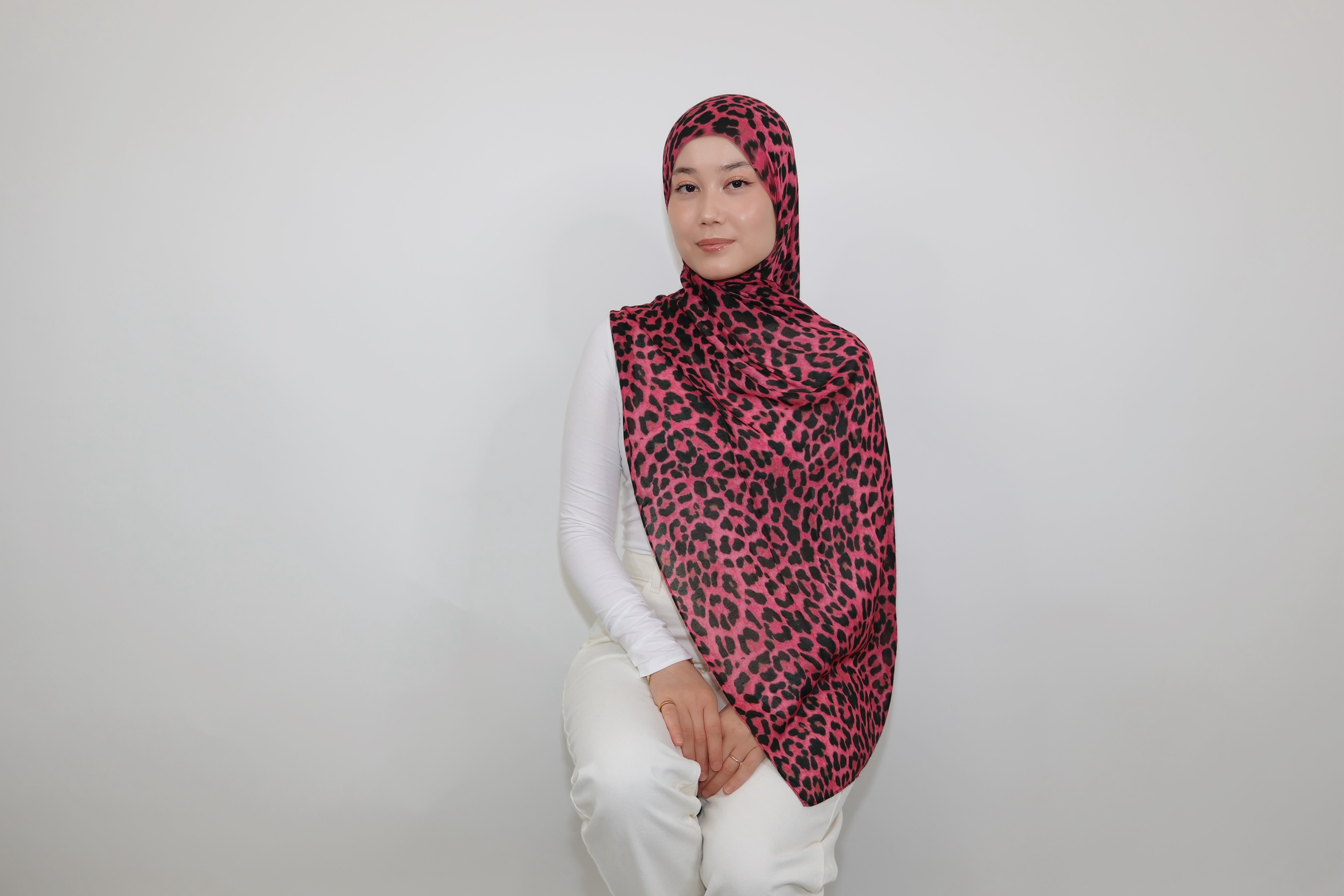 Print Modal Hijab-Magenta Leopard